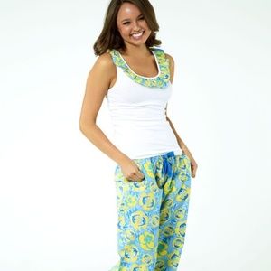 Delta Delta Delta lounge wear